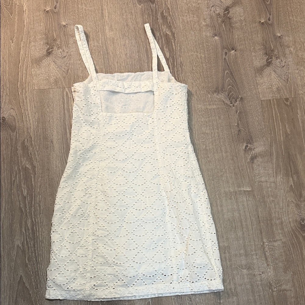 Urban Outfitters size Small - Picture 2 of 3